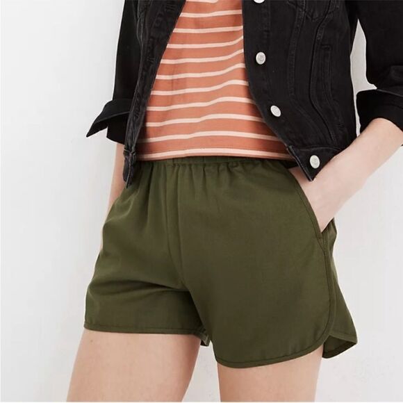 Madewell Pants - Madewell Olive Green pull-on shorts H5956